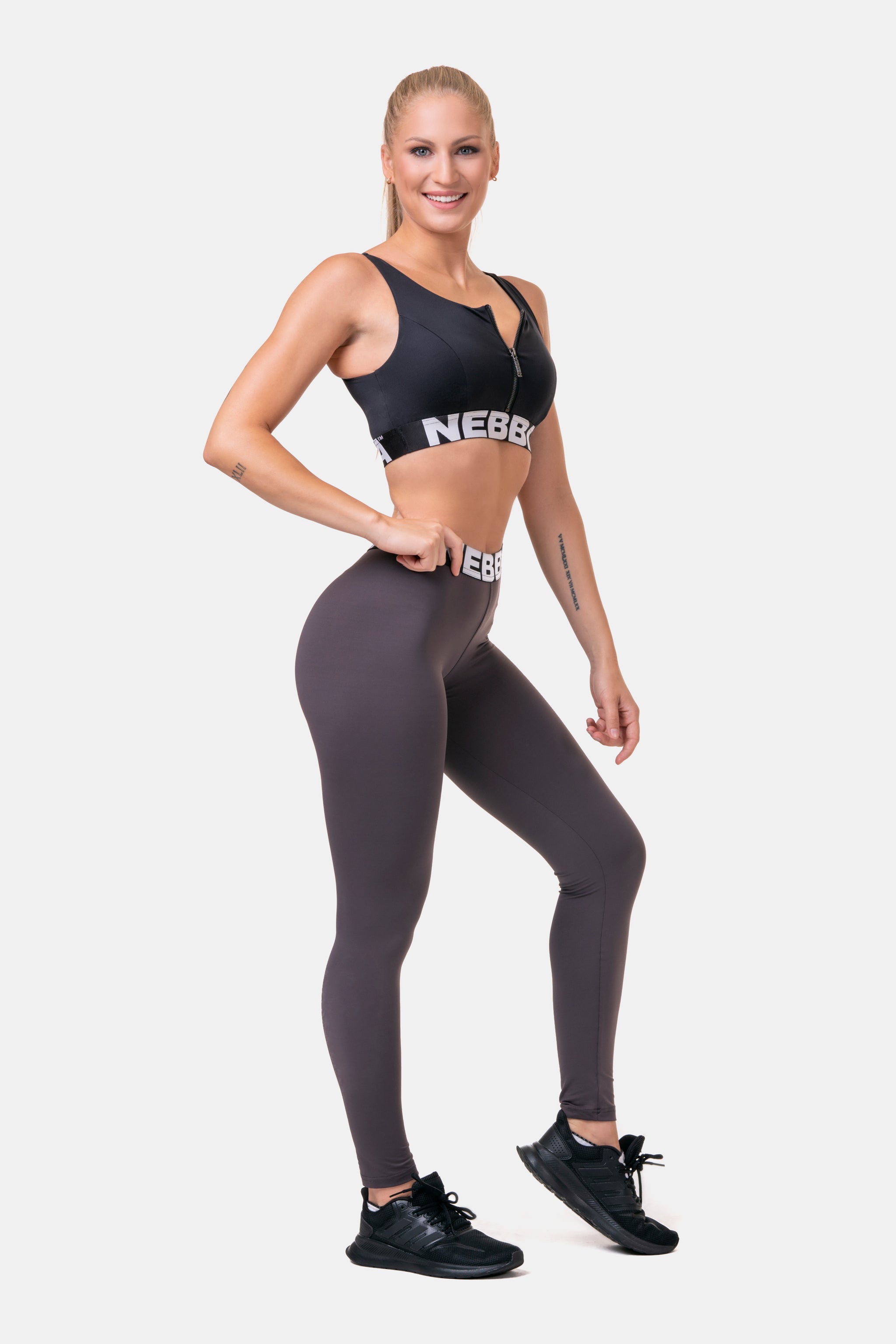 Nebbia Squat HERO Scrunch Butt leggings, marron