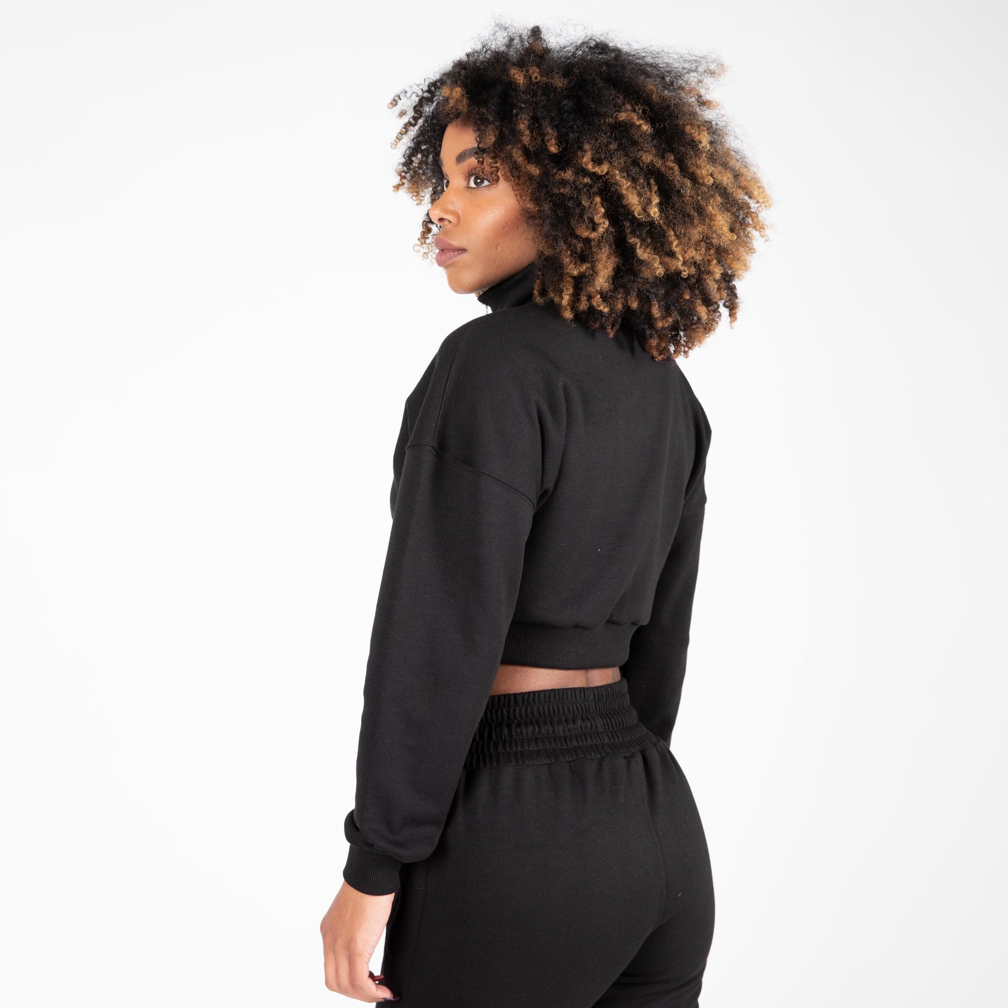 Gorilla Wear Ocala Cropped Half-Zip Sweatshirt, black