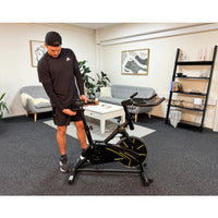 TITAN LIFE Spinbike Trainer S11 -  robust cykel för seriös hemmaträning