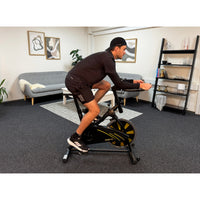 TITAN LIFE Spinbike Trainer S11 -  robust cykel för seriös hemmaträning