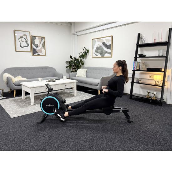 Titan Life Rower R36 – kompakt roddmaskin för effektiv hemmaträning