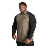 Gasp Iron Camp Raglan LS