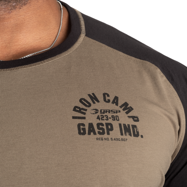 Gasp Iron Camp Raglan LS