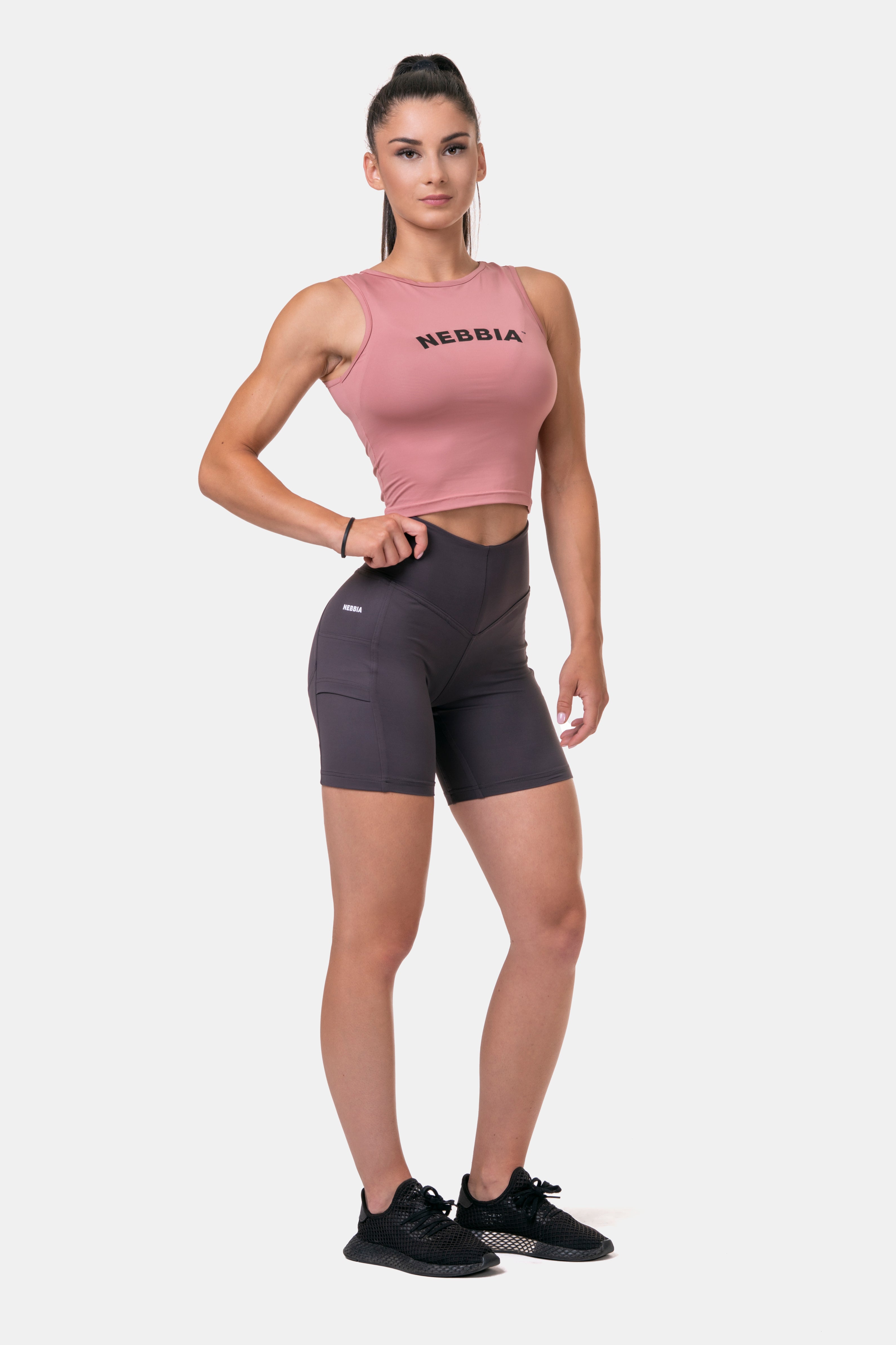 Nebbia Fit Smart Biker Shorts, marron
