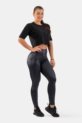 NEBBIA High Waist Glossy Look Bubble Butt Pants, vulcanic black