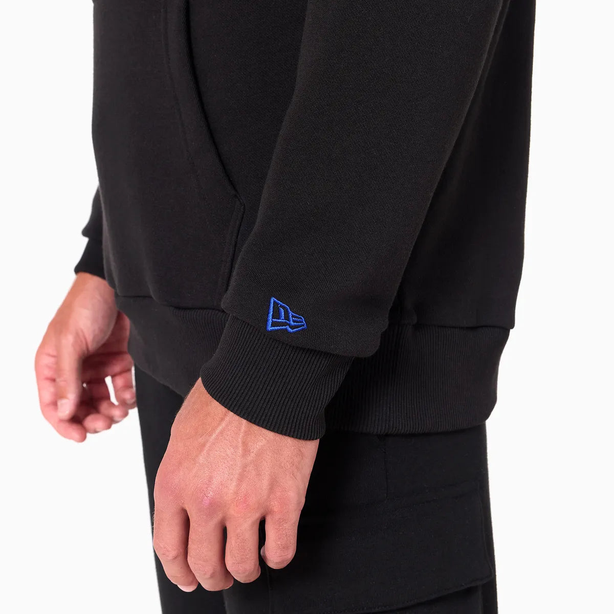 New Era NOS NBA REGULAR HOODY GOLWAR  Blk