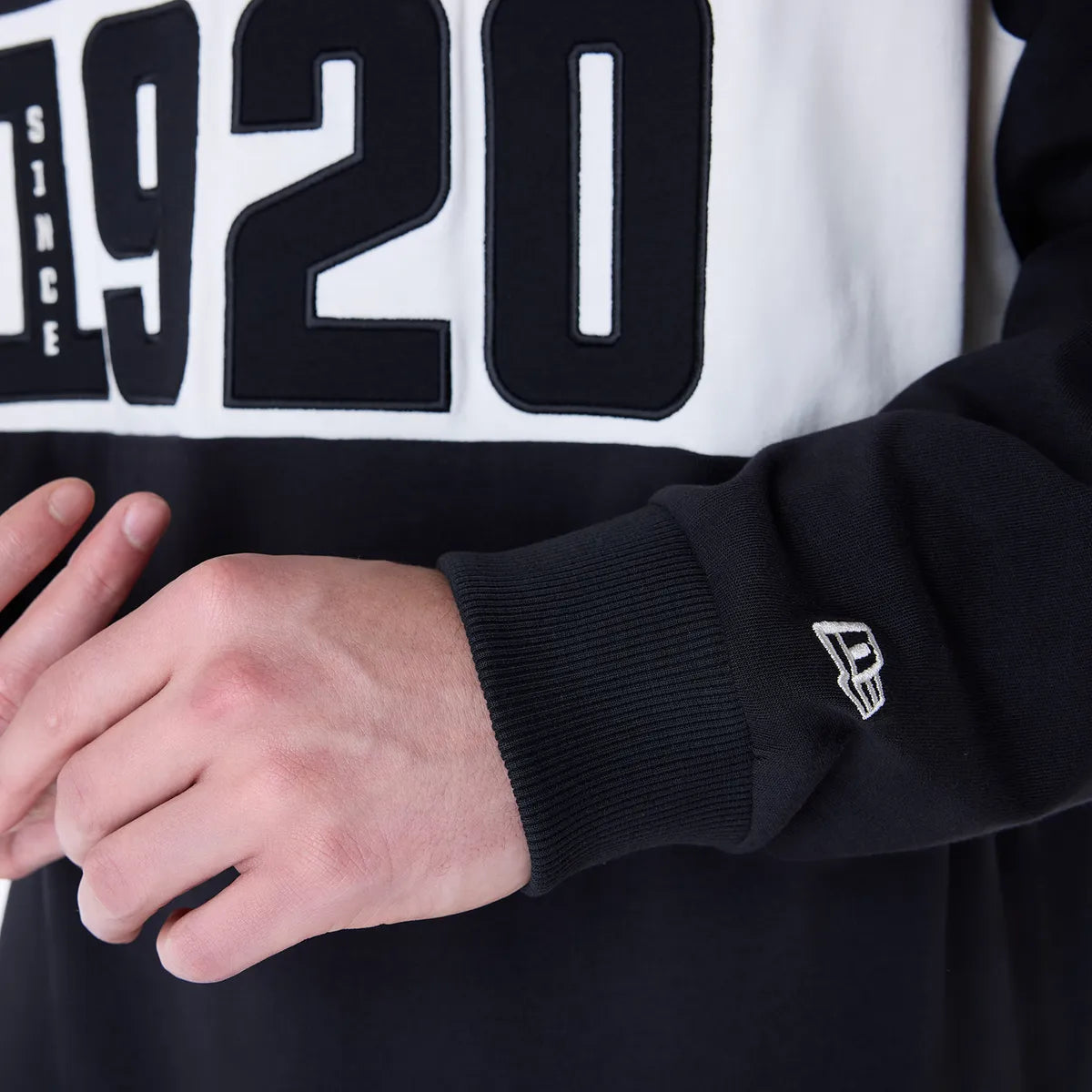 New Era NE DROP SHLDR RUGBY SHIRT NEW Blk