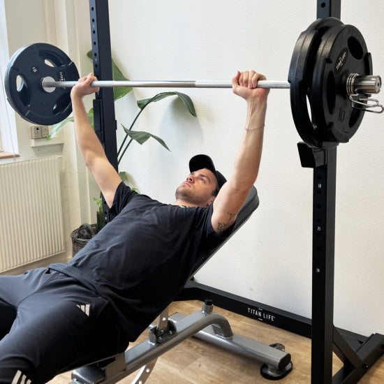 TITAN LIFE PRO Squat Stand Skivstångställning – kompakt styrka för ditt hemmagym