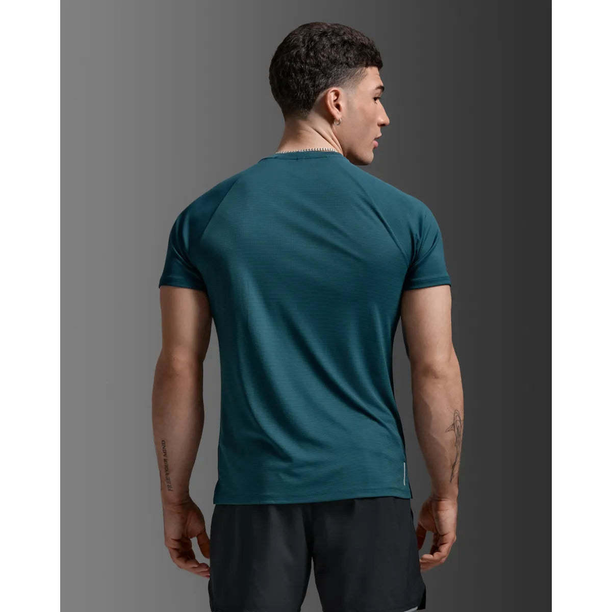 2XU AERO MESH TEE Dark Moss/Silver Reflective