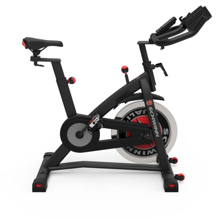 Schwinn IC7 Indoor Bike – Stabil, tyst och byggd för riktigt seriös hemmaträning