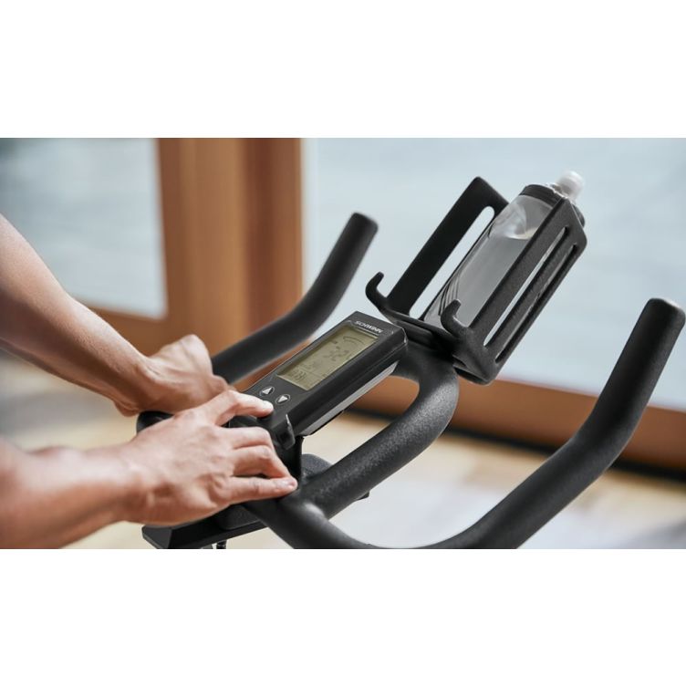 Schwinn IC7 Indoor Bike – Stabil, tyst och byggd för riktigt seriös hemmaträning