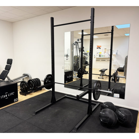 TITAN LIFE PRO Squat Stand w/ Chin-Up Bar – komplett träningsstation