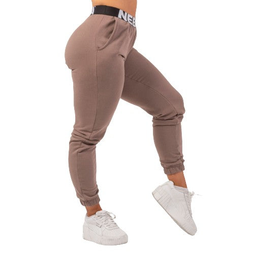 Nebbia Iconic Mid-Waist Sweatpants, brun- Nebbia