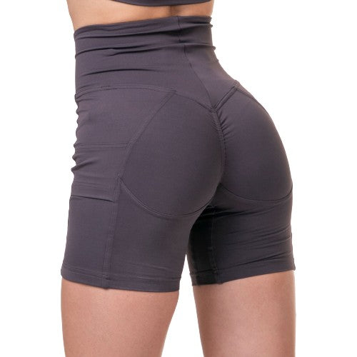 Nebbia Fit Smart Biker Shorts, marron
