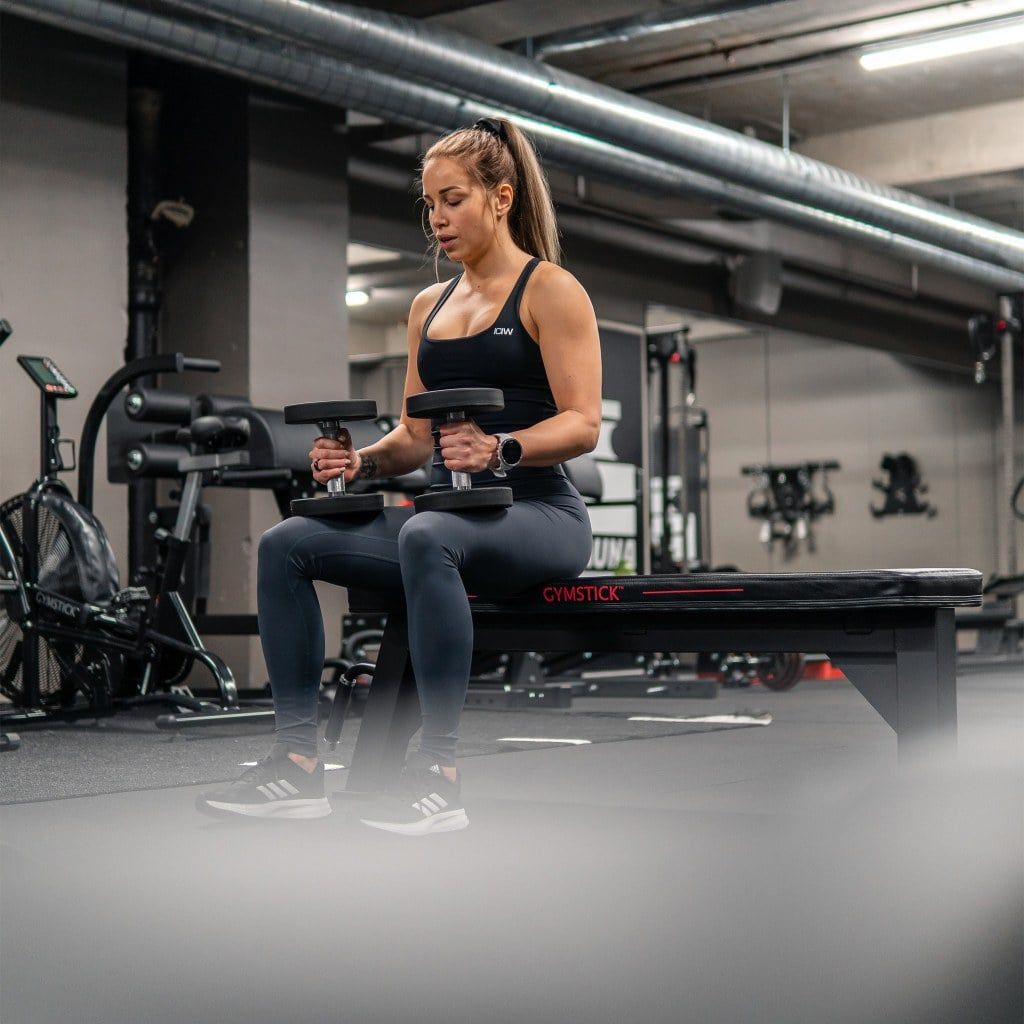 Gymstick Träningsbänk Flat Bench Pro – Stabilitet och styrka för alla lyft