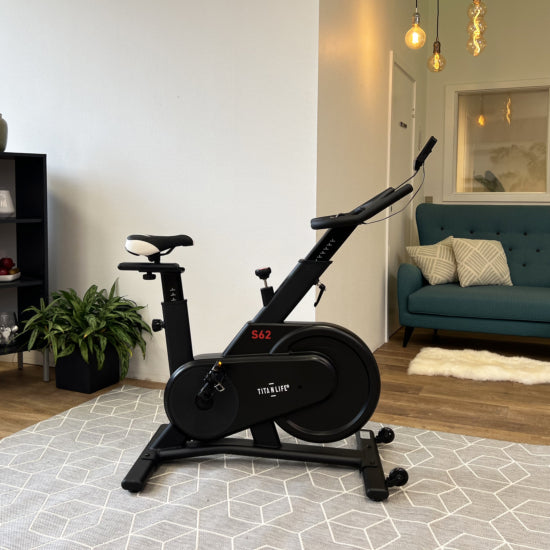 TITAN LIFE Indoor Bike S62 – premiumcykel för tyst och effektiv träning